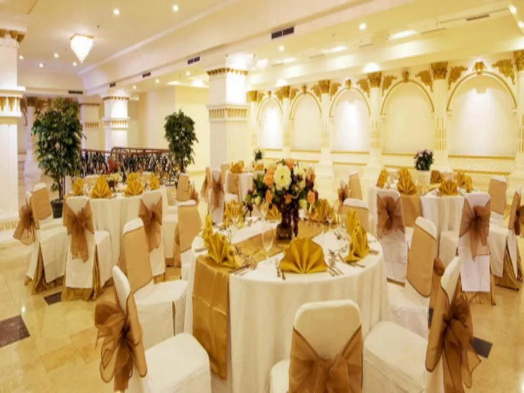 Amos Cozy Hotel Melawai