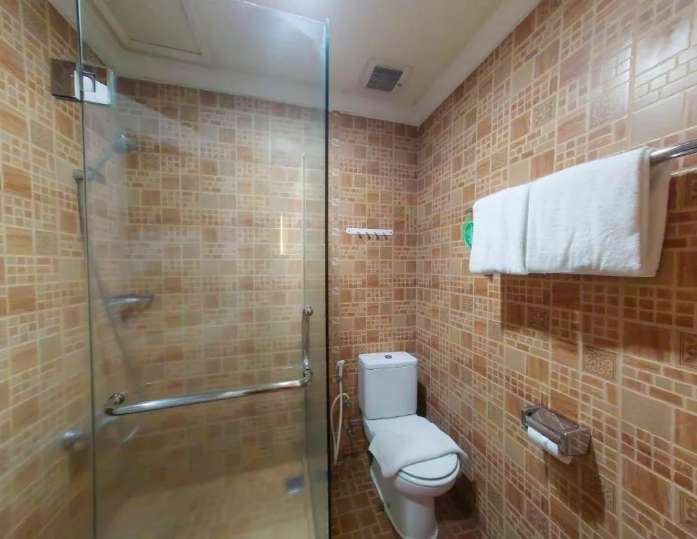 Amos Cozy Hotel Melawai