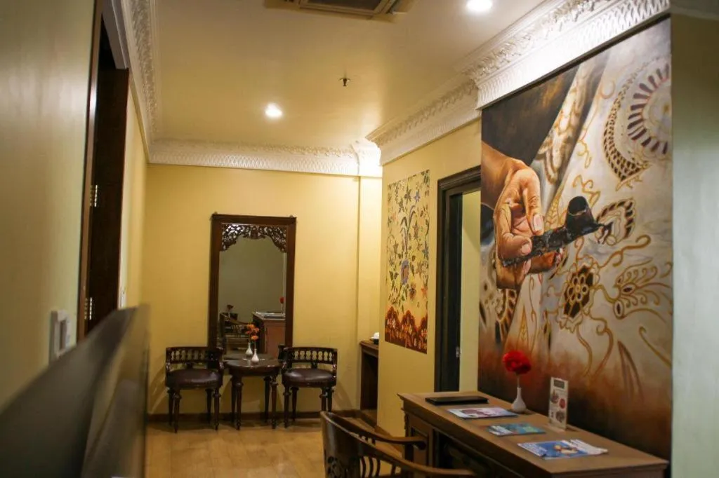 Amos Cozy Hotel Melawai