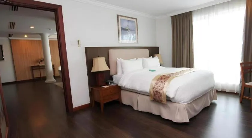 Bed in Plaza Sutera Biru Hotel