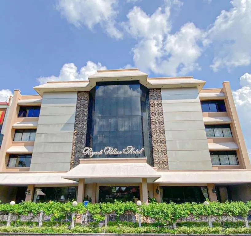 Riyadi Palace Hotel