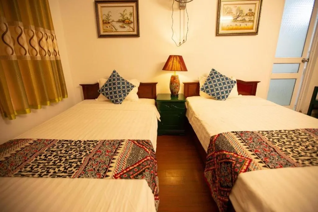 Bed in Canh Dieu Mountain Hotel