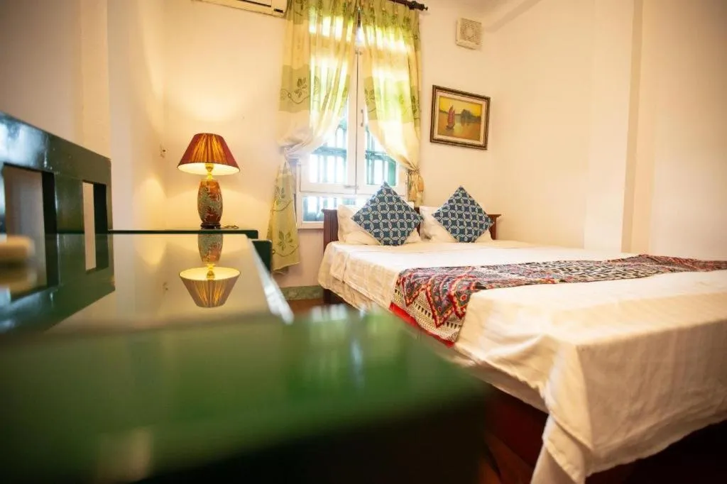 Bed in Canh Dieu Mountain Hotel