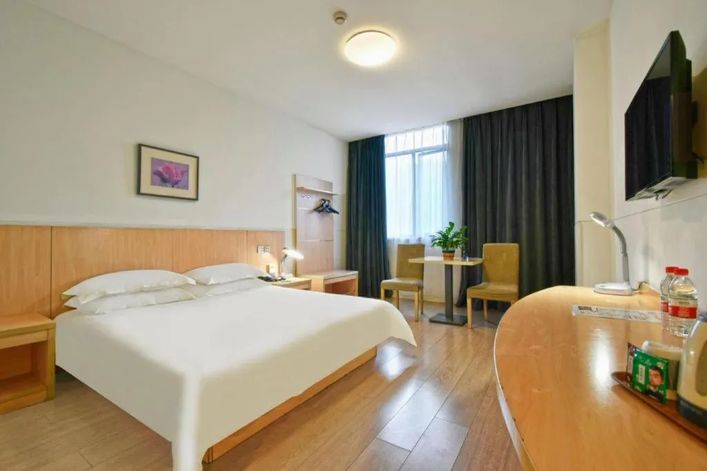 Bed in Jinjiang Inn E'ling Cultural and Creative Second Factory