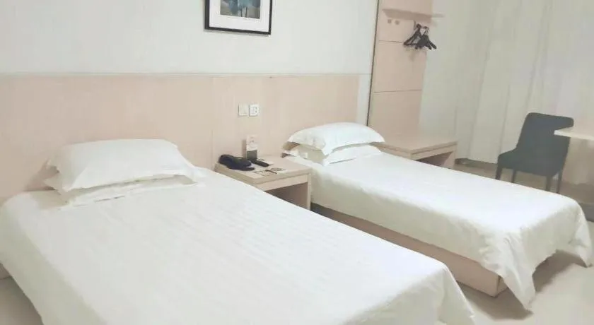 Bed in Jinjiang Inn E'ling Cultural and Creative Second Factory