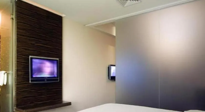 Bed in Orient Sunseed Hotel Airport Branch