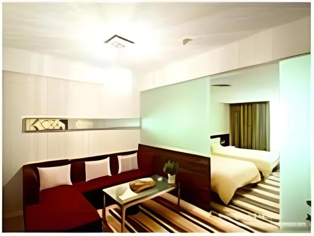 Bed in Orient Sunseed Hotel Airport Branch