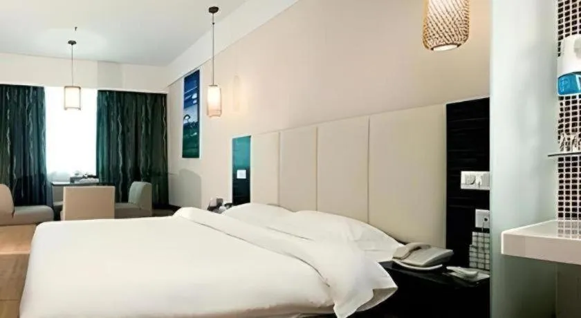 Bed in Orient Sunseed Hotel Airport Branch