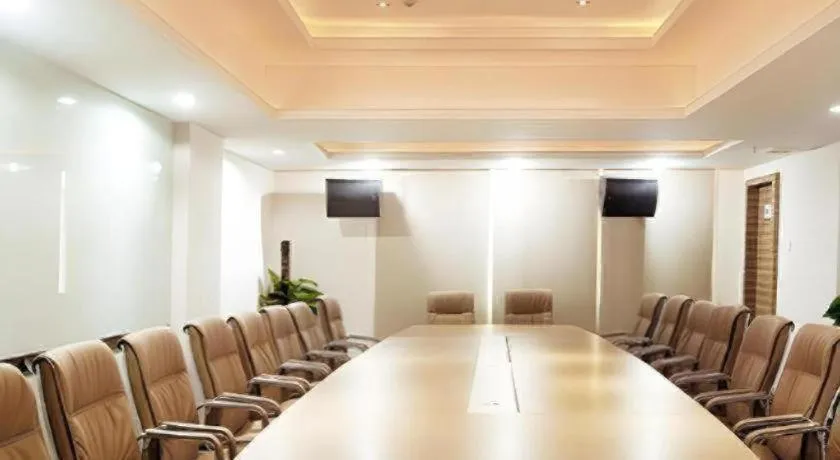 Orient Sunseed Hotel Airport Branch