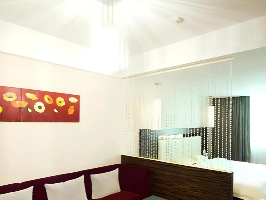 Bed in Orient Sunseed Hotel Airport Branch