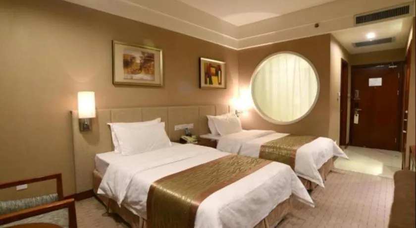 Bed in Jinan Blue Horizon Hotel Shizhong