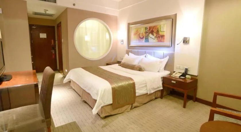 Bed in Jinan Blue Horizon Hotel Shizhong