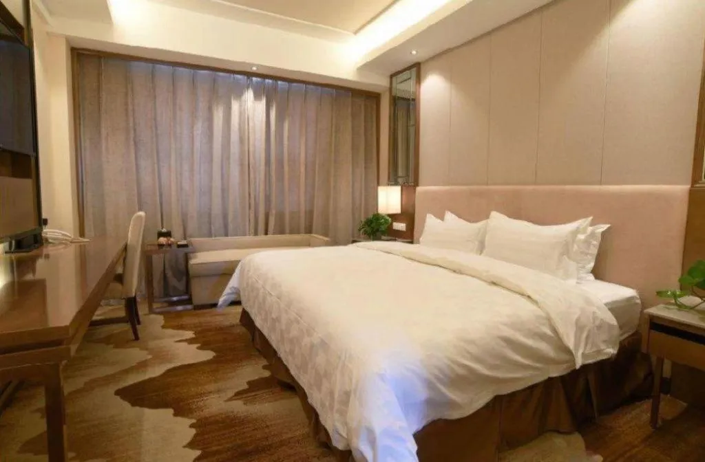 Bed in Jinan Blue Horizon Hotel Shizhong