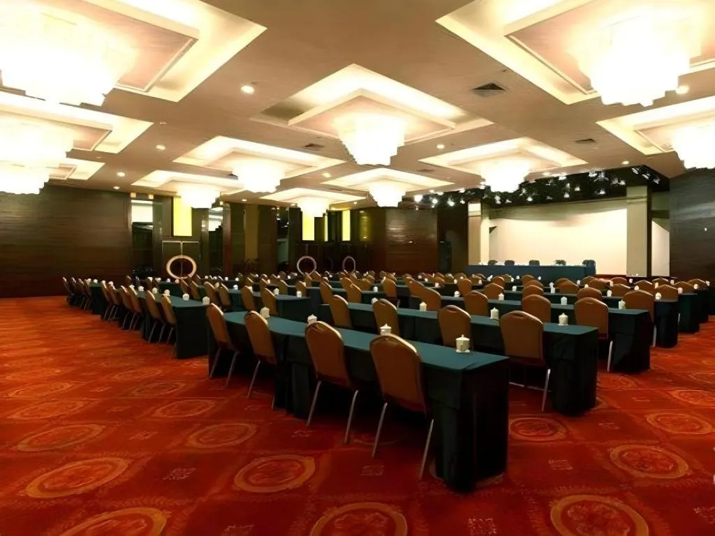 Jinan Blue Horizon Hotel Shizhong