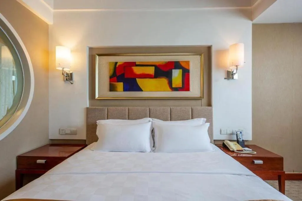 Bed in Jinan Blue Horizon Hotel Shizhong