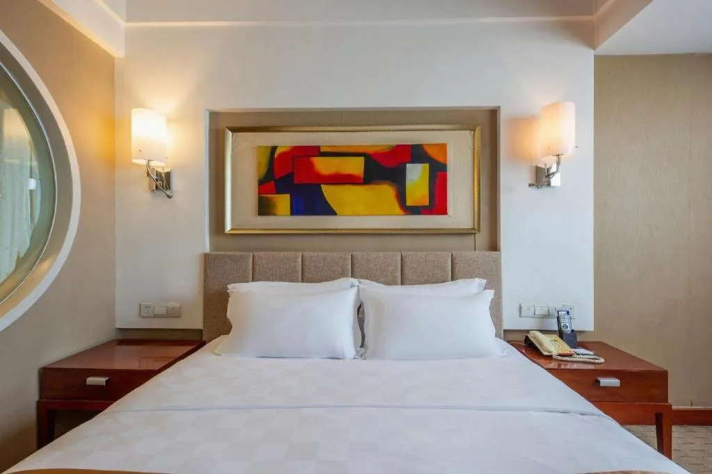 Bed in Jinan Blue Horizon Hotel Shizhong