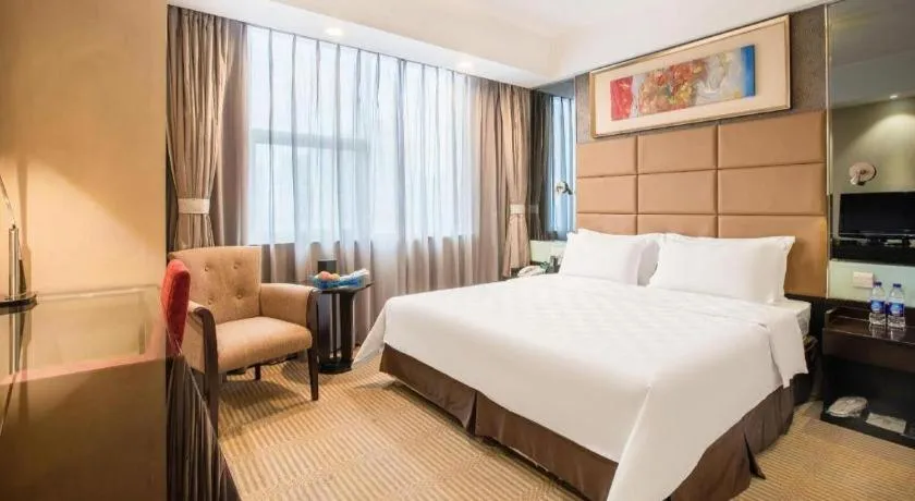 Bed in Zibo Blue Horizon International Hotel