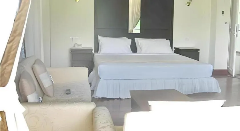 Bed in Kasem Garden Hotel Surin