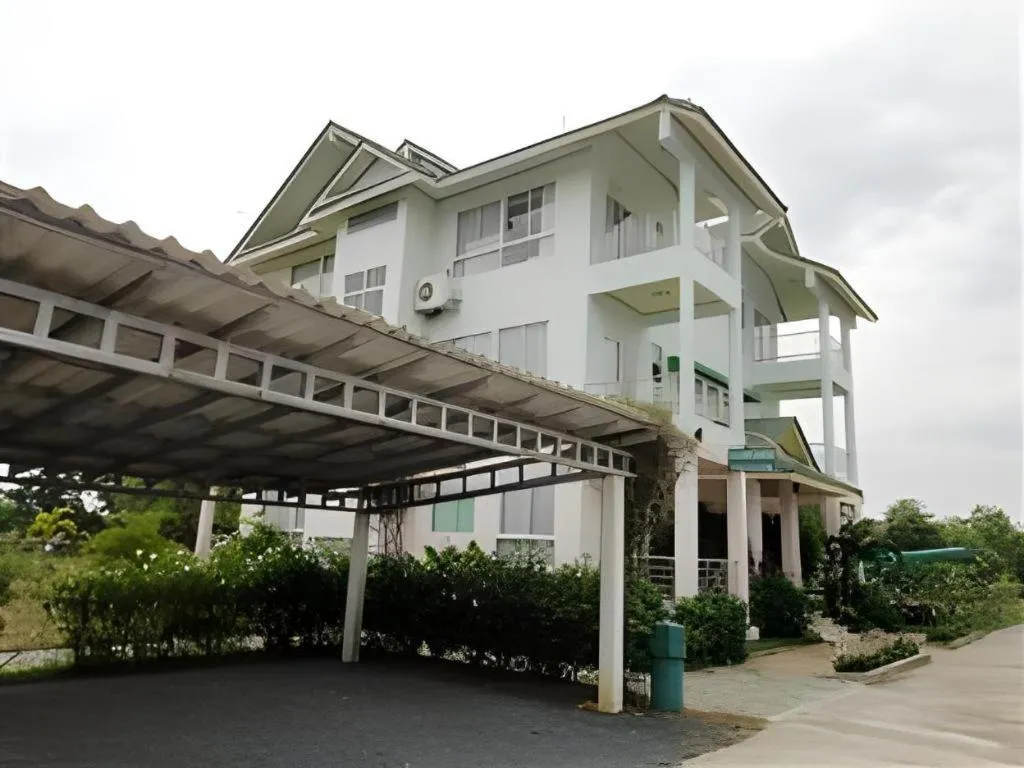 Kasem Garden Hotel Surin