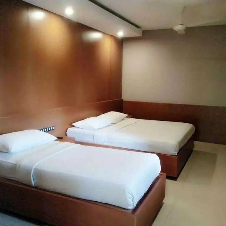 Bed in Hotel Bintang Tawangmangu