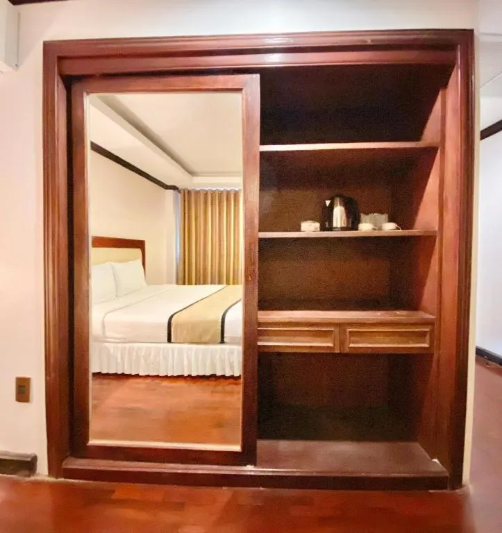 Bed in Cheuang Vanavong 2