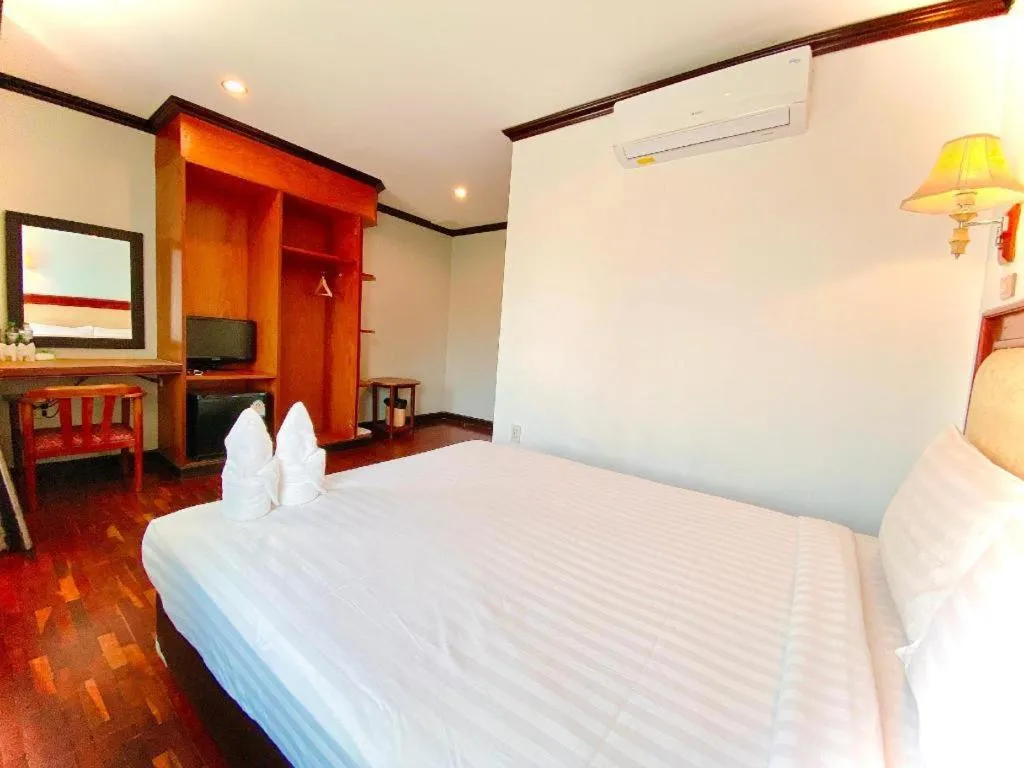 Bed in Cheuang Vanavong 2