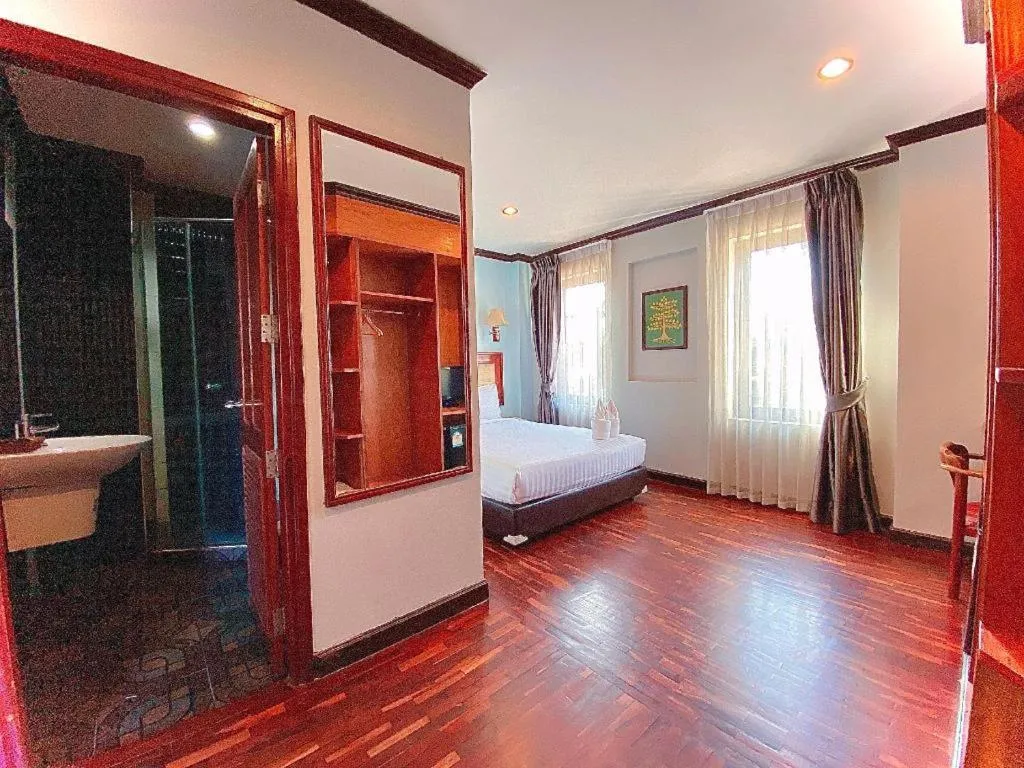 Bed in Cheuang Vanavong 2