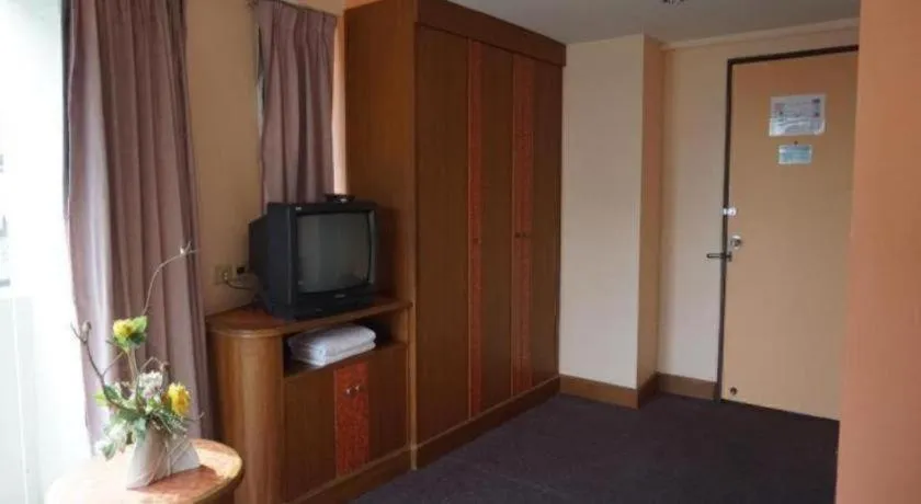 Tanaphat Hatyai Hotel