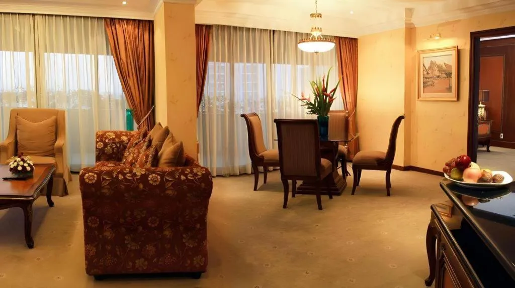 Danau Toba Hotel International