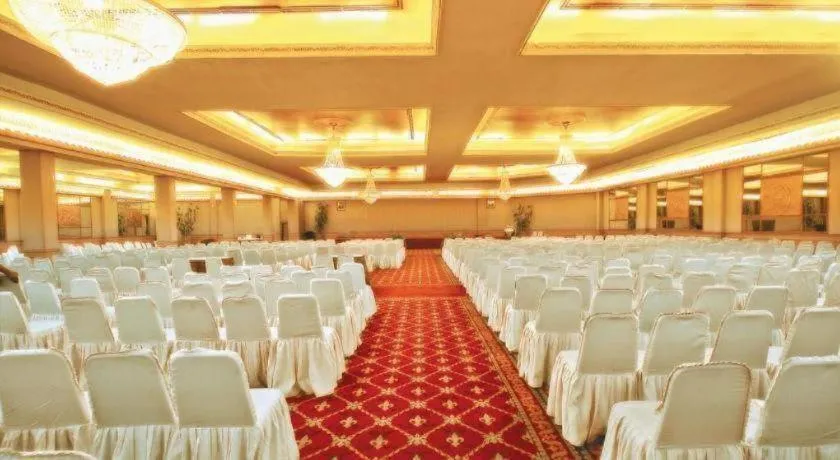 Danau Toba Hotel International