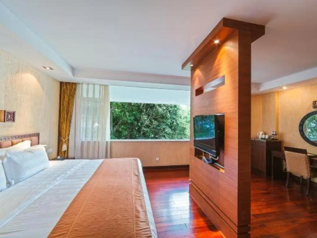 Bed in Nanhai Oil Hotel