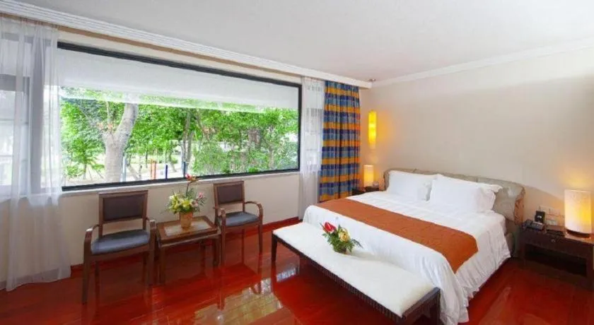 Bed in Nanhai Oil Hotel