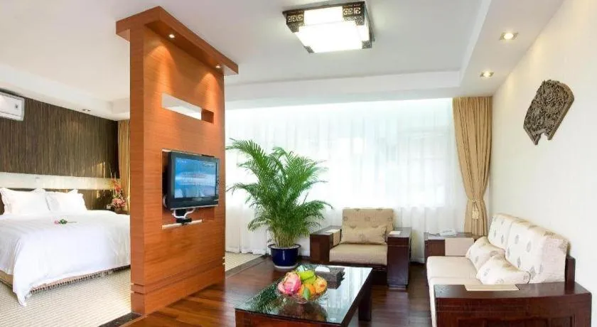 Bed in Nanhai Oil Hotel