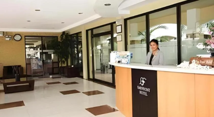 Bayfront Hotel Subic
