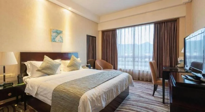 Bed in Jiande Peninsula Kaihao Hotel