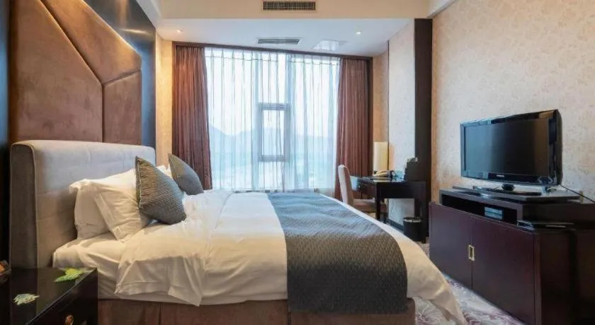 Bed in Jiande Peninsula Kaihao Hotel