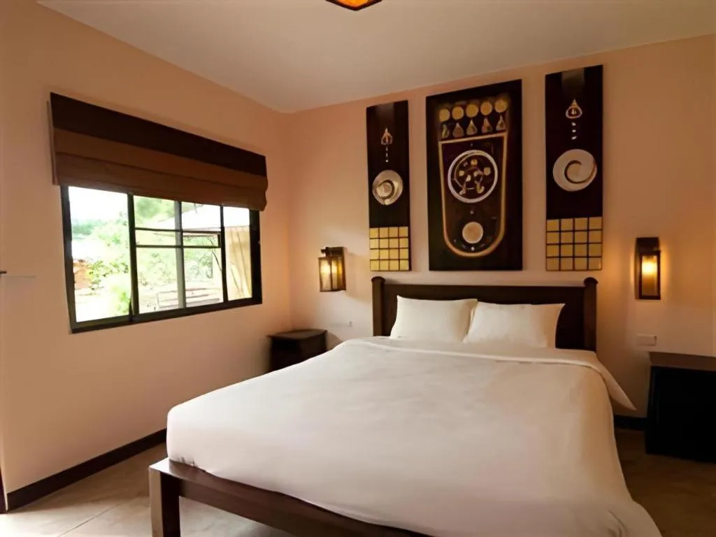 Bed in Monn Phu Phrai