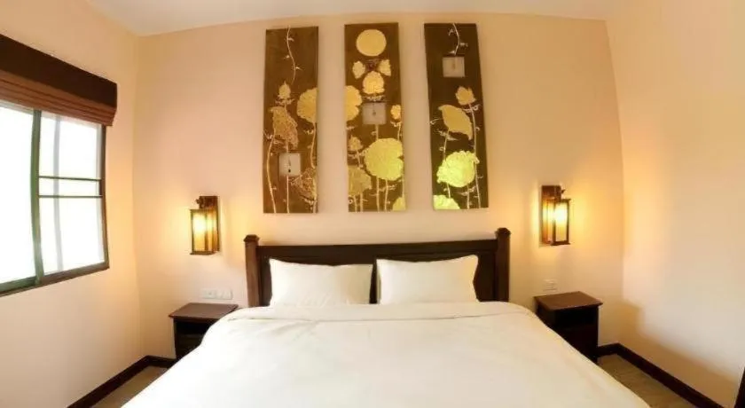 Bed in Monn Phu Phrai