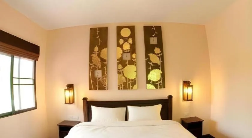 Bed in Monn Phu Phrai