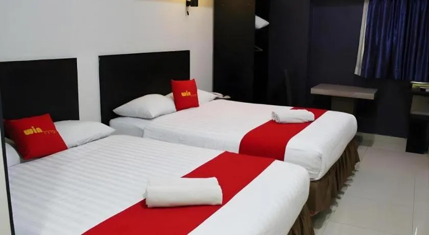Bed in Win Hotel Blok M