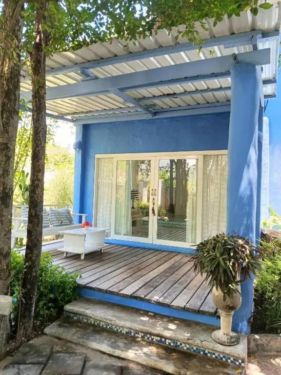 Brassiere Beach Hotel