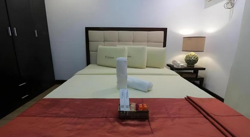 Bed in D' Leonor Hotel