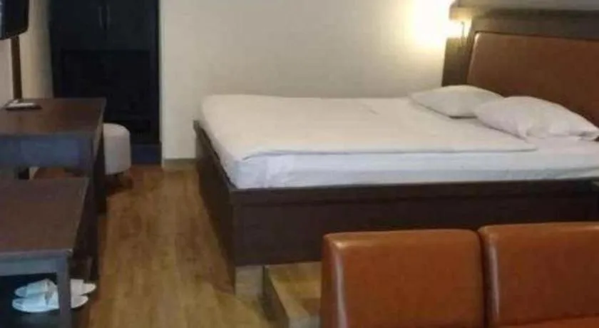 Bed in Hotel Minahasa