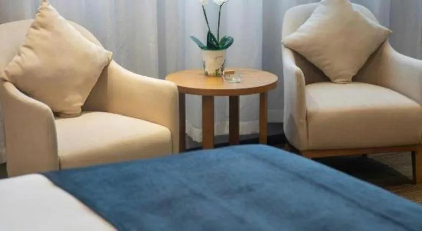 Kunming Greenlake View Hotel