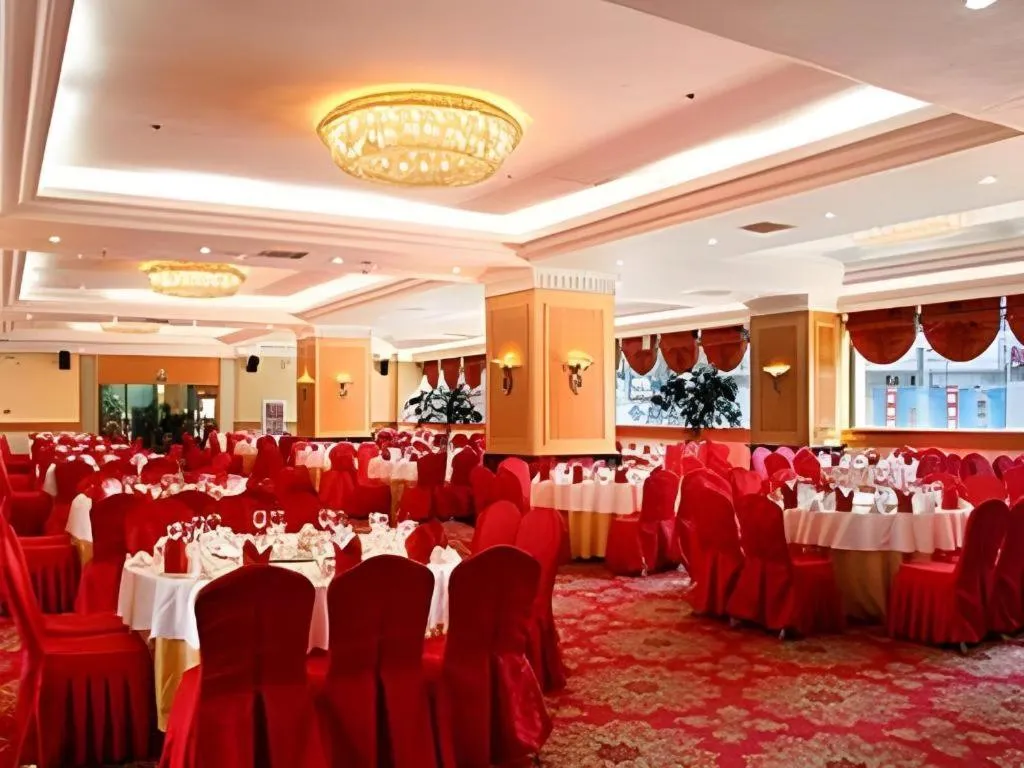 Kunming Greenlake View Hotel