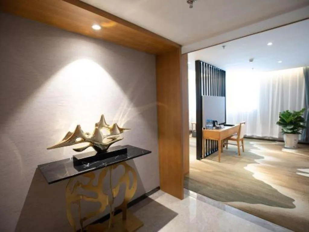 Kunming Greenlake View Hotel