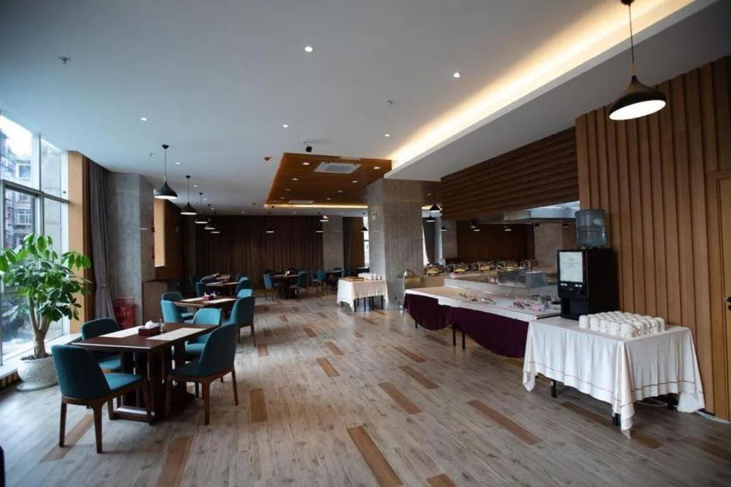 Kunming Greenlake View Hotel