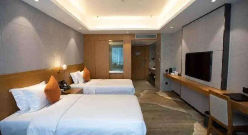 Bed in Kunming Greenlake View Hotel