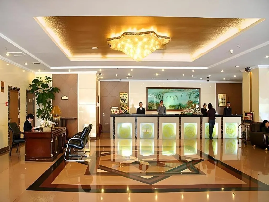 Kunming Greenlake View Hotel