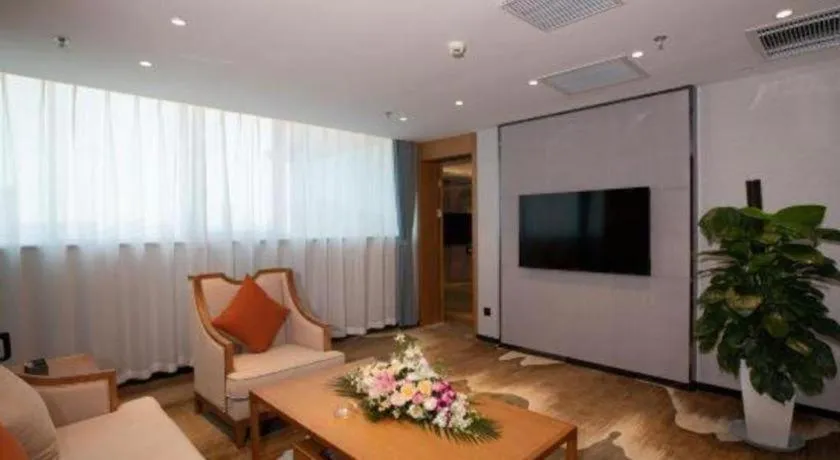 Kunming Greenlake View Hotel